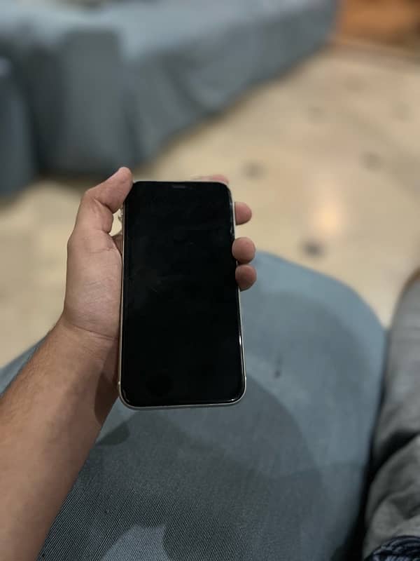 Iphone 11 128 Pta approved 1