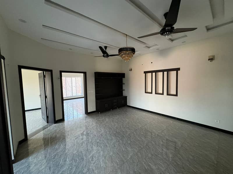 8 Marla Beautifully Designed Lavish house For Sale in Bahria Orchard Lahore 7