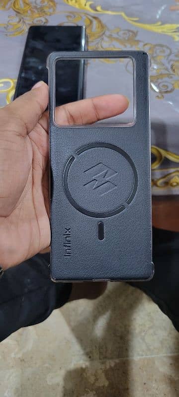 Infinix NOTE 40 Pro Just like a new with box 1