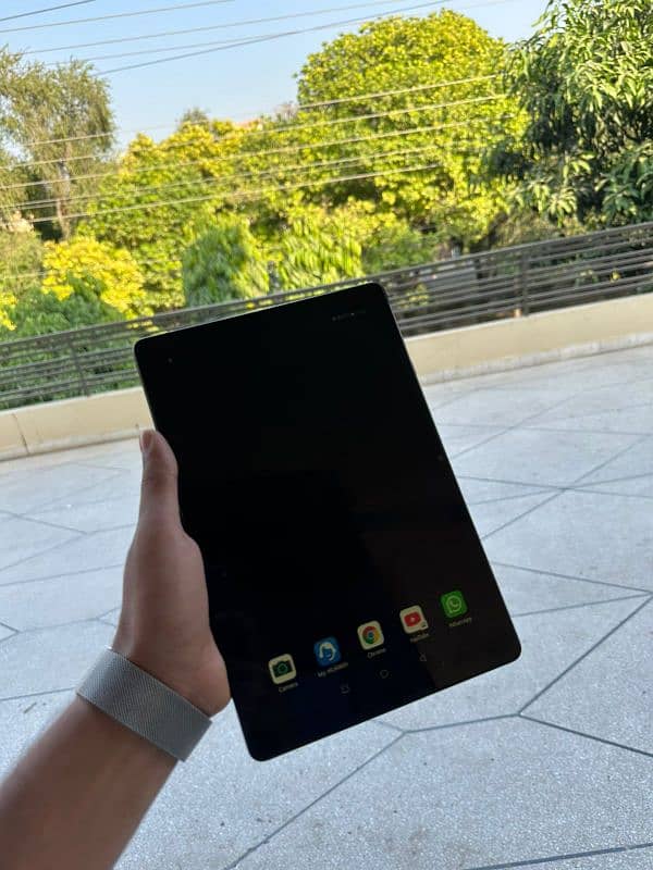 Galaxy Tab A 0