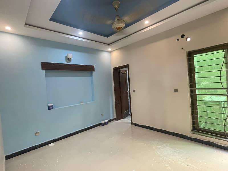 5 Marla Renovated House for Rent in AA Block Sector D - Bahria Town Lahore 5