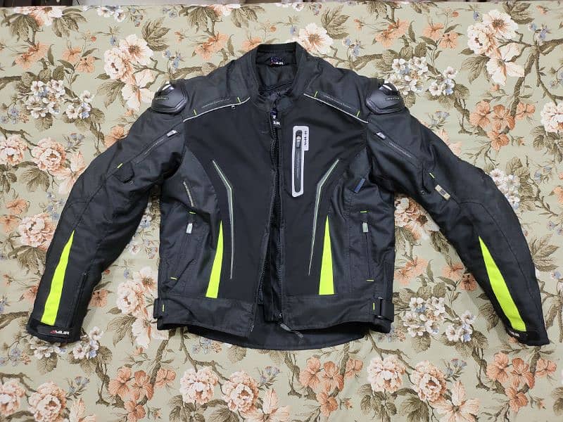 Amur riding jacket 4 season. 9