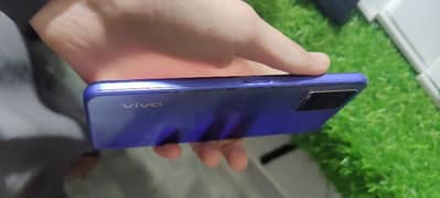 vivo y21