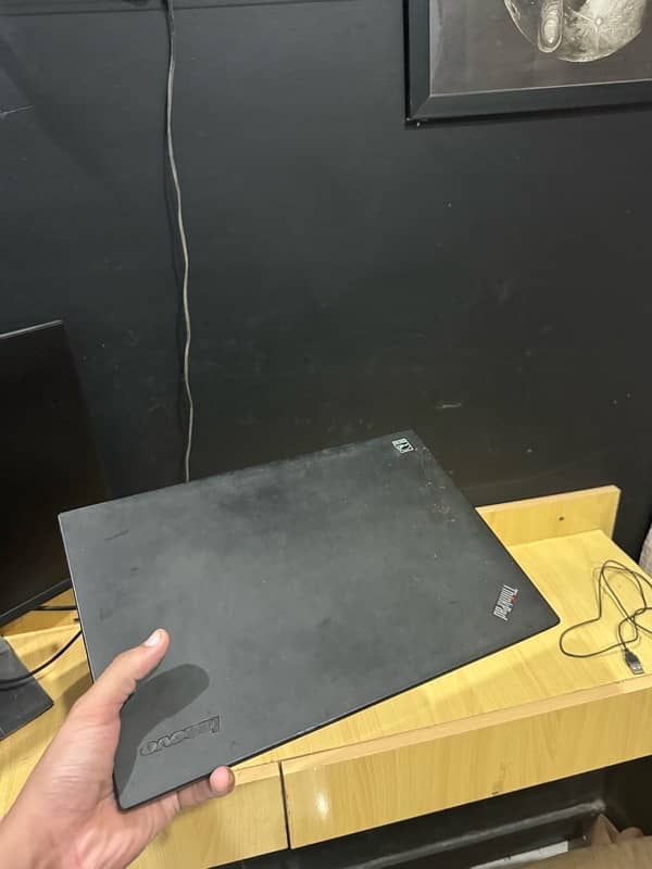 Lenovo Thinkpad T450 | i5 5th Gen 0