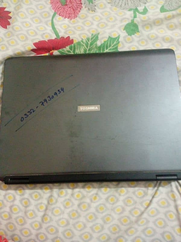 Toshiba laptop for urgent sale Windows 7 price kam ho jayegi 2