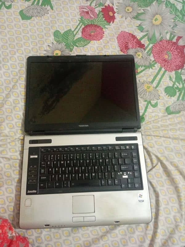 Toshiba laptop for urgent sale Windows 7 price kam ho jayegi 6