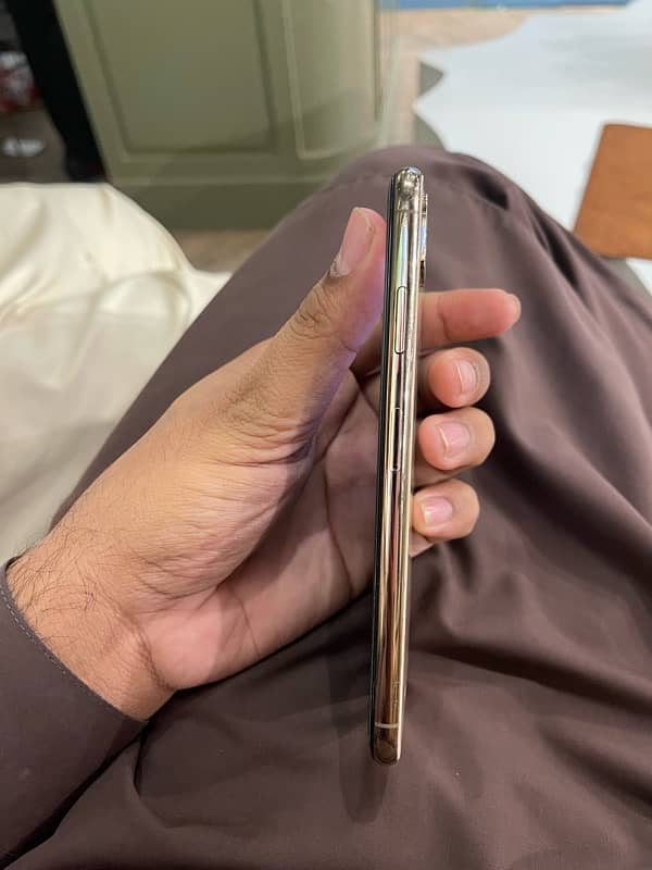 Iphone XsMax (Officially approved) for sale 5