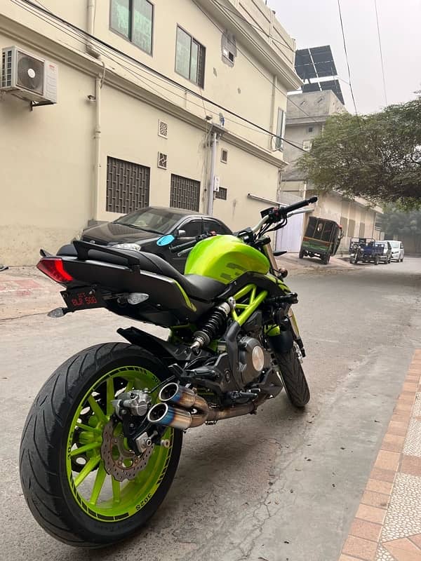 Benelli 302 S Lime green 5