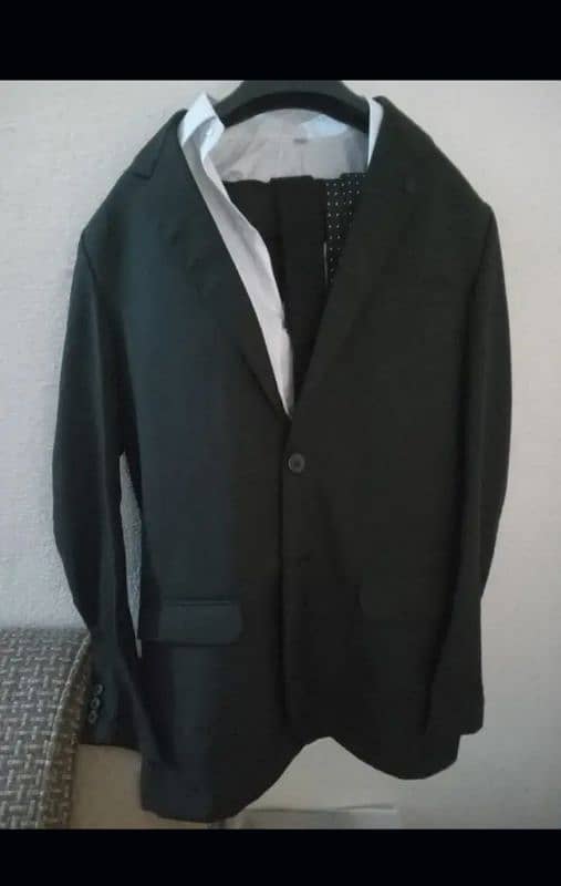 iam selling pent coat 3