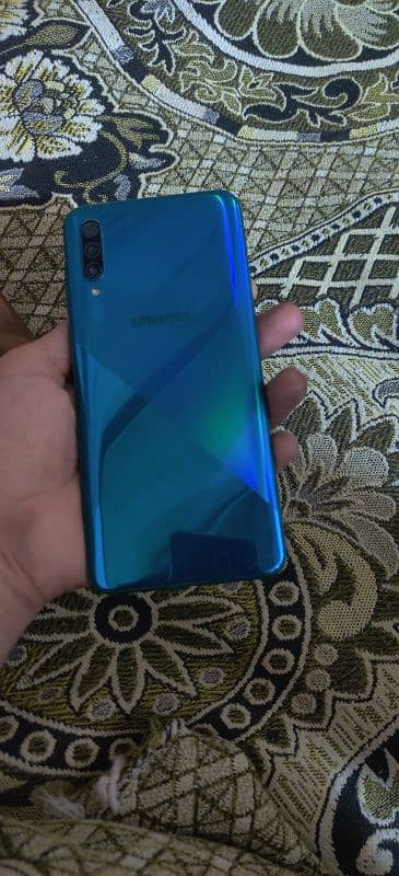 Samsung galaxy a30s 3