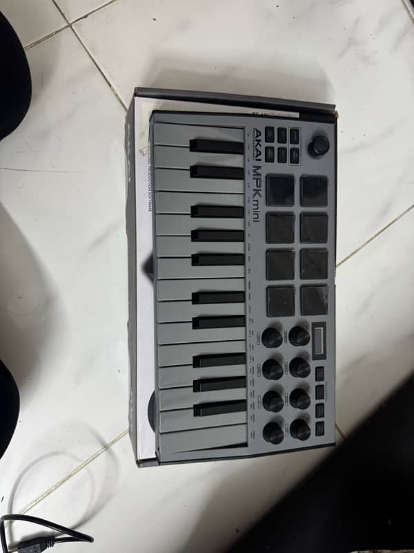 Akai mpk mini 3rd gen 3