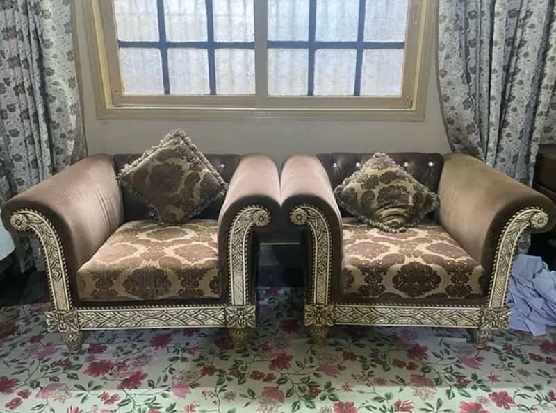 7 seater sofa set with table 0