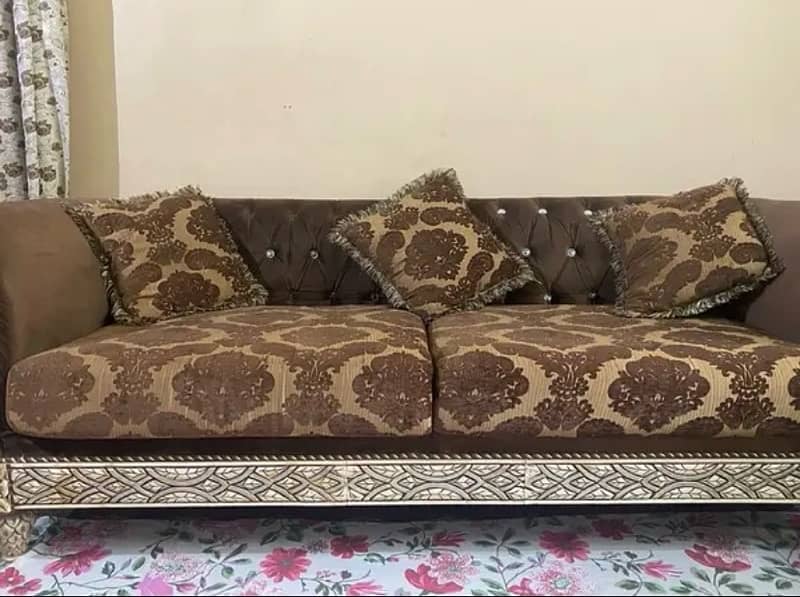 7 seater sofa set with table 1