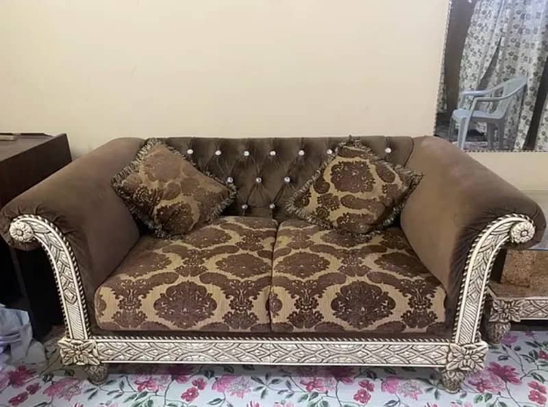 7 seater sofa set with table 2