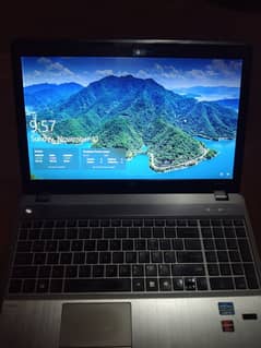 "HP Core i5 Laptop with Radeon Graphics - good condition