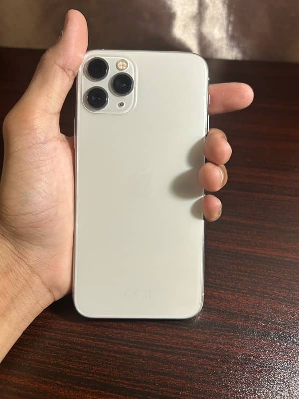 iphone 11 pro PTA APPROVED 1