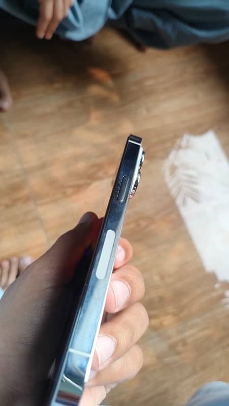 iphone 14 pro 1 tb urgent sale 1