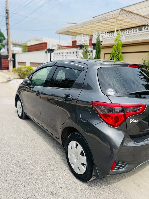 Toyota Vitz 2017 4