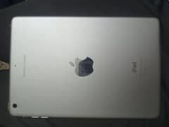 Ipad Mini 2 10/10 condition 2/32 variant