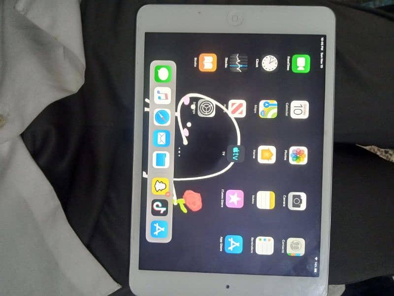 Ipad Mini 2 10/10 condition 2/32 variant 2