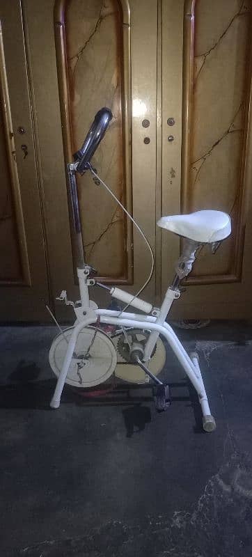 Urgent Sale! Used Exercise Bike in Excellent Condition 6