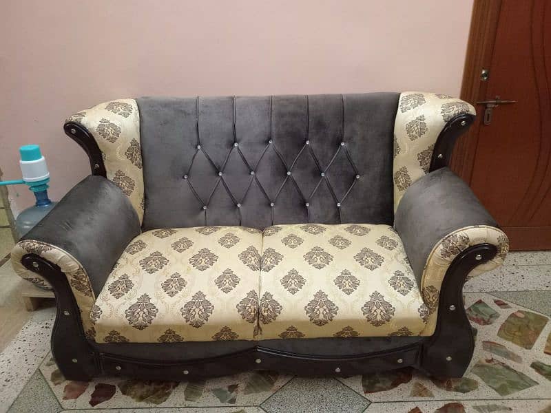 new 5 seater sofa set with covers 3