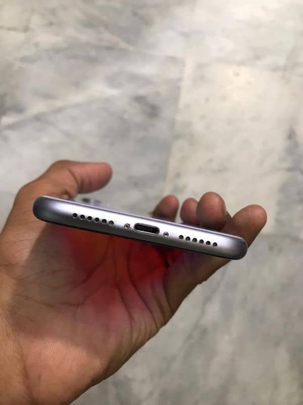 I Phone 11 Non PTA Factory Unlock 64 Gb 6