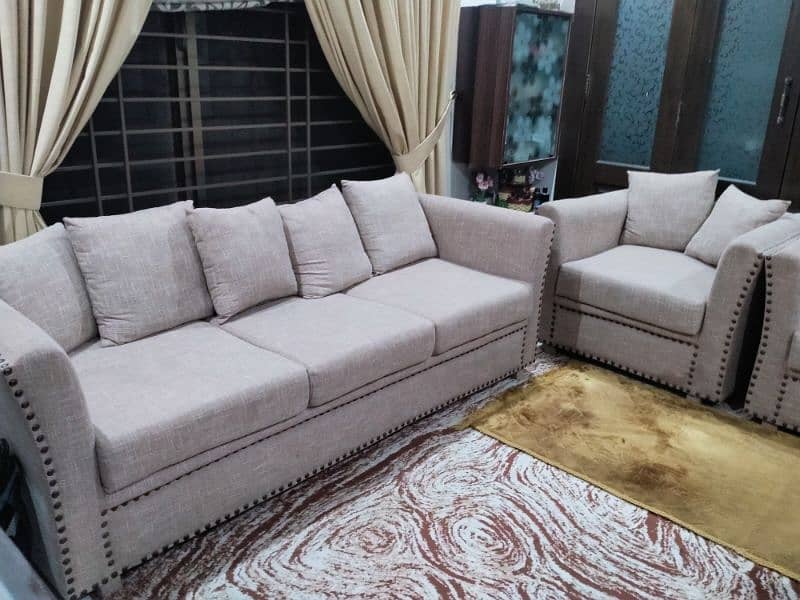 Comfortable Sofa set 4