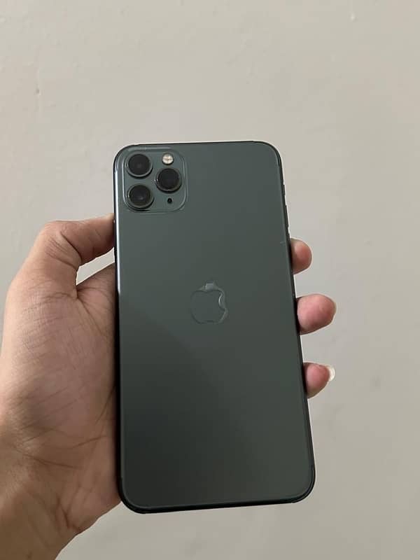 iphone 11 pro max 4