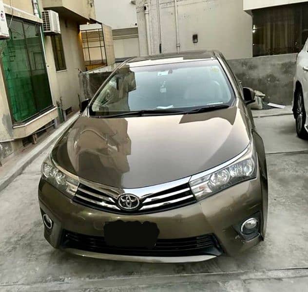 Toyota Altis Grande 2017 1