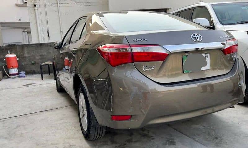 Toyota Altis Grande 2017 4