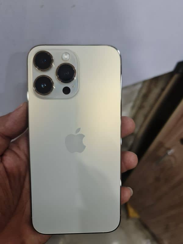 iphone 14 promax 256 gb screen tooti hai 2