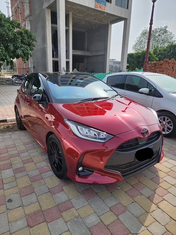 Toyota Yaris 2021 Hatchback 2