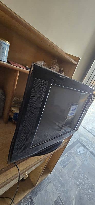 LG TV  "21" For Sale 4