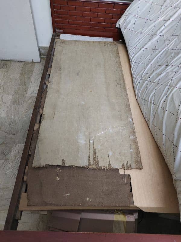 single bed with mattress and many other things for sale 11