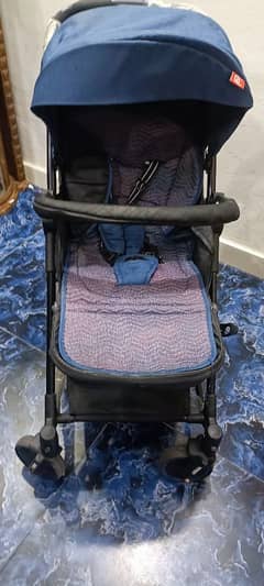 Tinnis kid stroller just Slightly Used