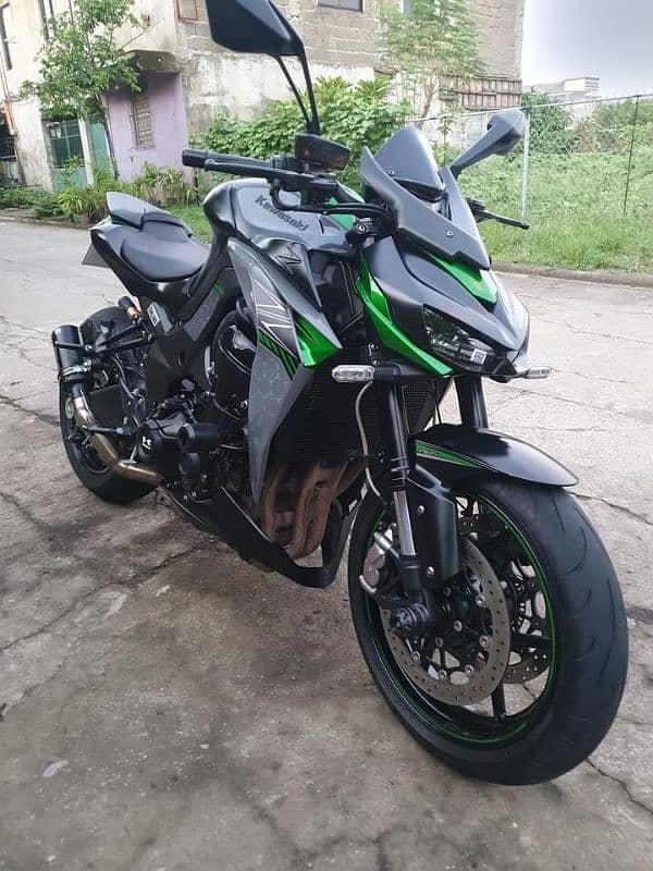 Kawasaki Z1000RR21 2