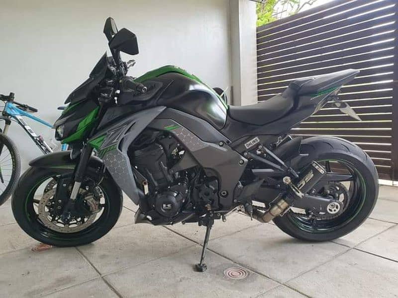 Kawasaki Z1000RR21 3