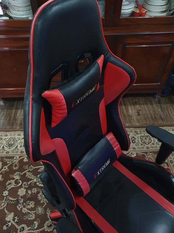 Xtreme Gaming Chair Best for Long-term sitting 1