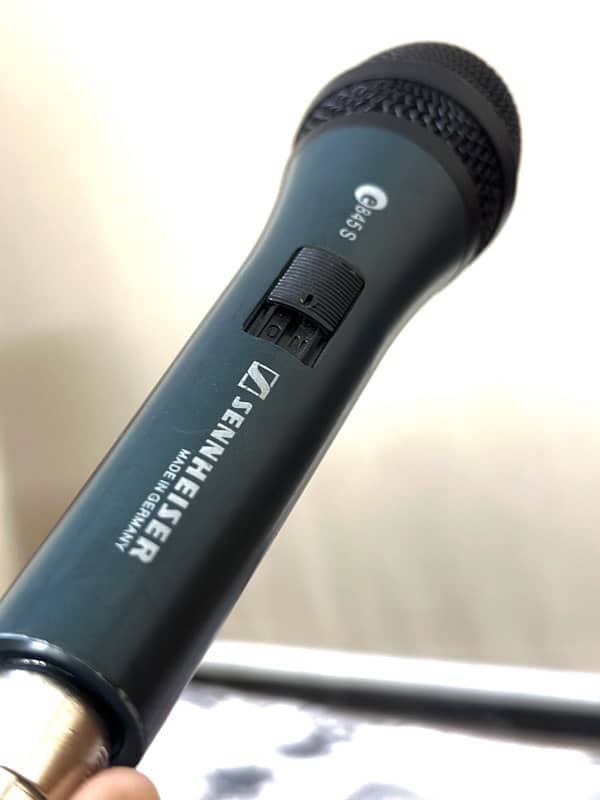 SENNHEISER e845s Original Mic 11