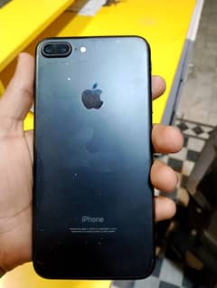 I phone 7 plus 128gp non PTA for sale 03257437645