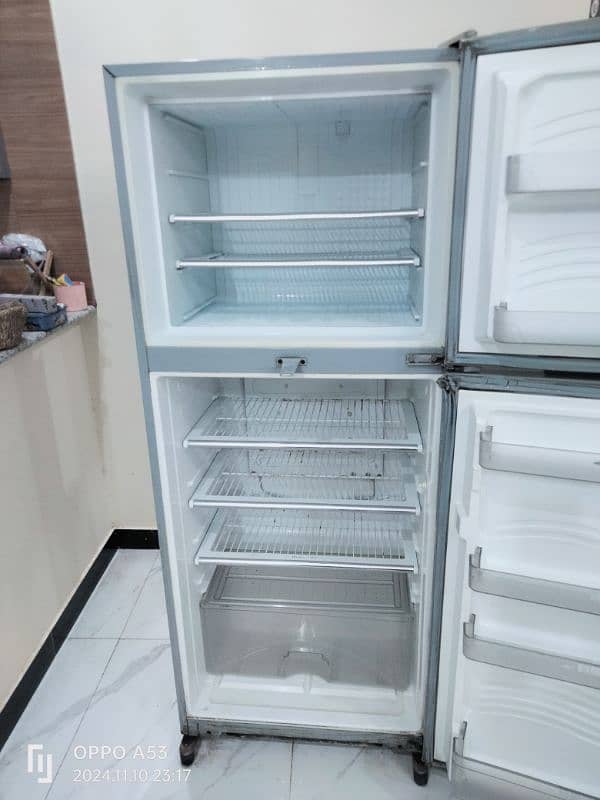 DAWLANCE 9188-WBM Refrigerator for sale in Islamabad 2