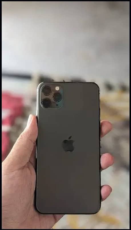 iphone 11 pro max  256 gb waterpack 3