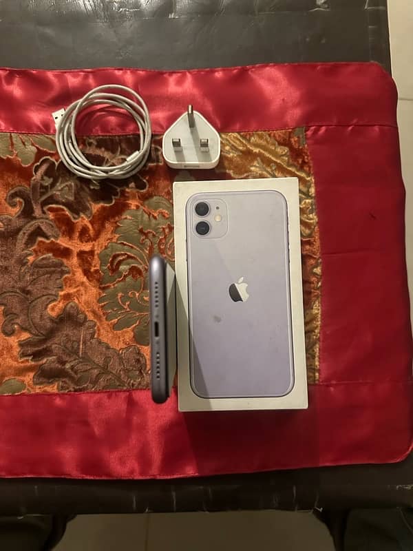 iPhone 11 64 gb purple 5