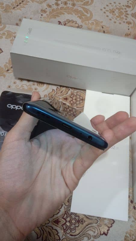 OPPPO RENO 2F BOX WITH CHARGER DUAL SIM 4