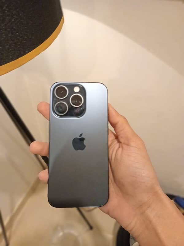 Apple iphone 15 pro 256gb JV 2