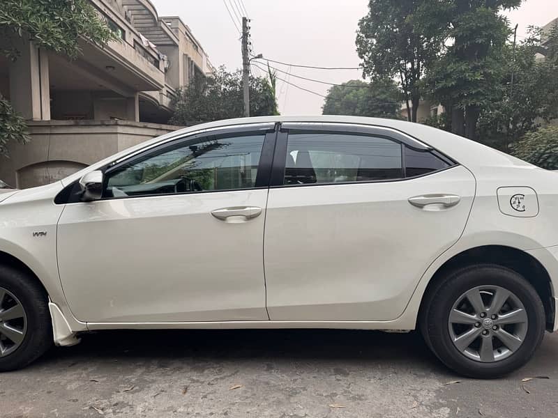 Toyota Corolla GLI 2019 automatic 4