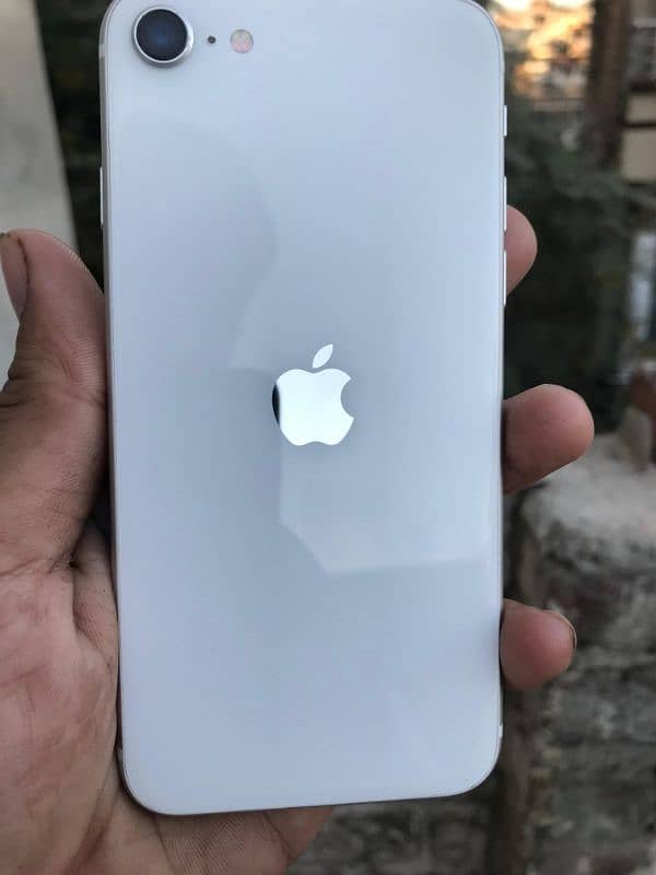 i need cash water pack I phone se2020 version 18.1all ok 10.10 non pta 4