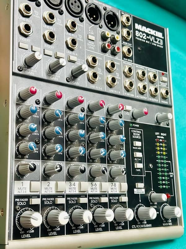 USA Mackie 802 VLZ3 Brand New Boxed Pack Mixer 3