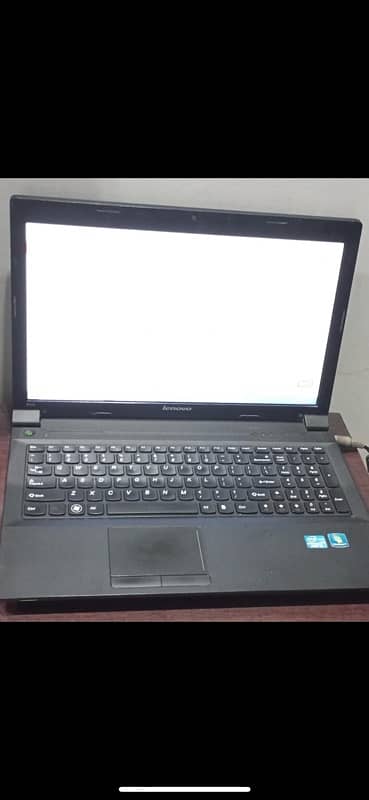 Lenovo B590 laptop 1